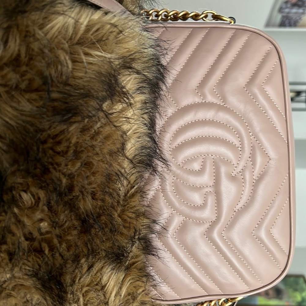 Gucci Matelasse Shoulder bag dusty pink